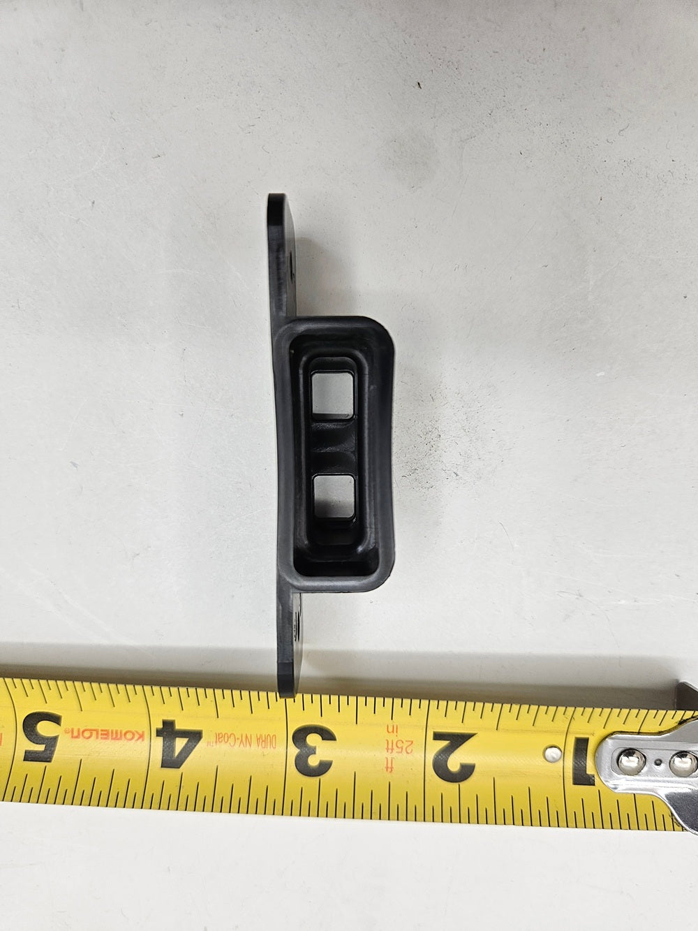 Boat RV Camper Trailer 4 Way Flat Plug Holder / 4 Way Wiring Flat Plug Holder