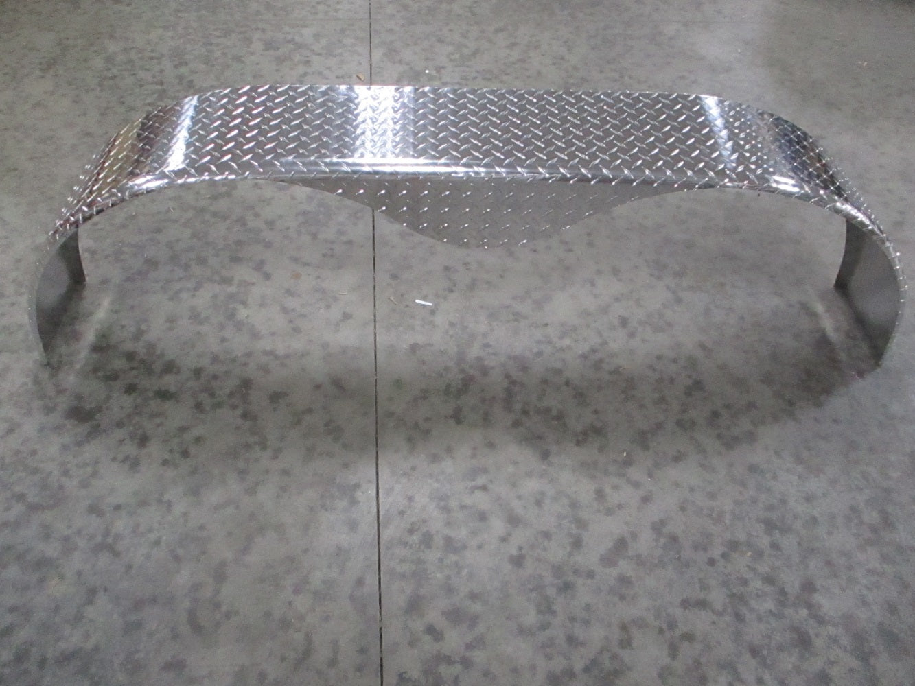 Single (1) Tandem Aluminum Tread Plate Cargo Trailer Fender 72"L 20"H 9"W