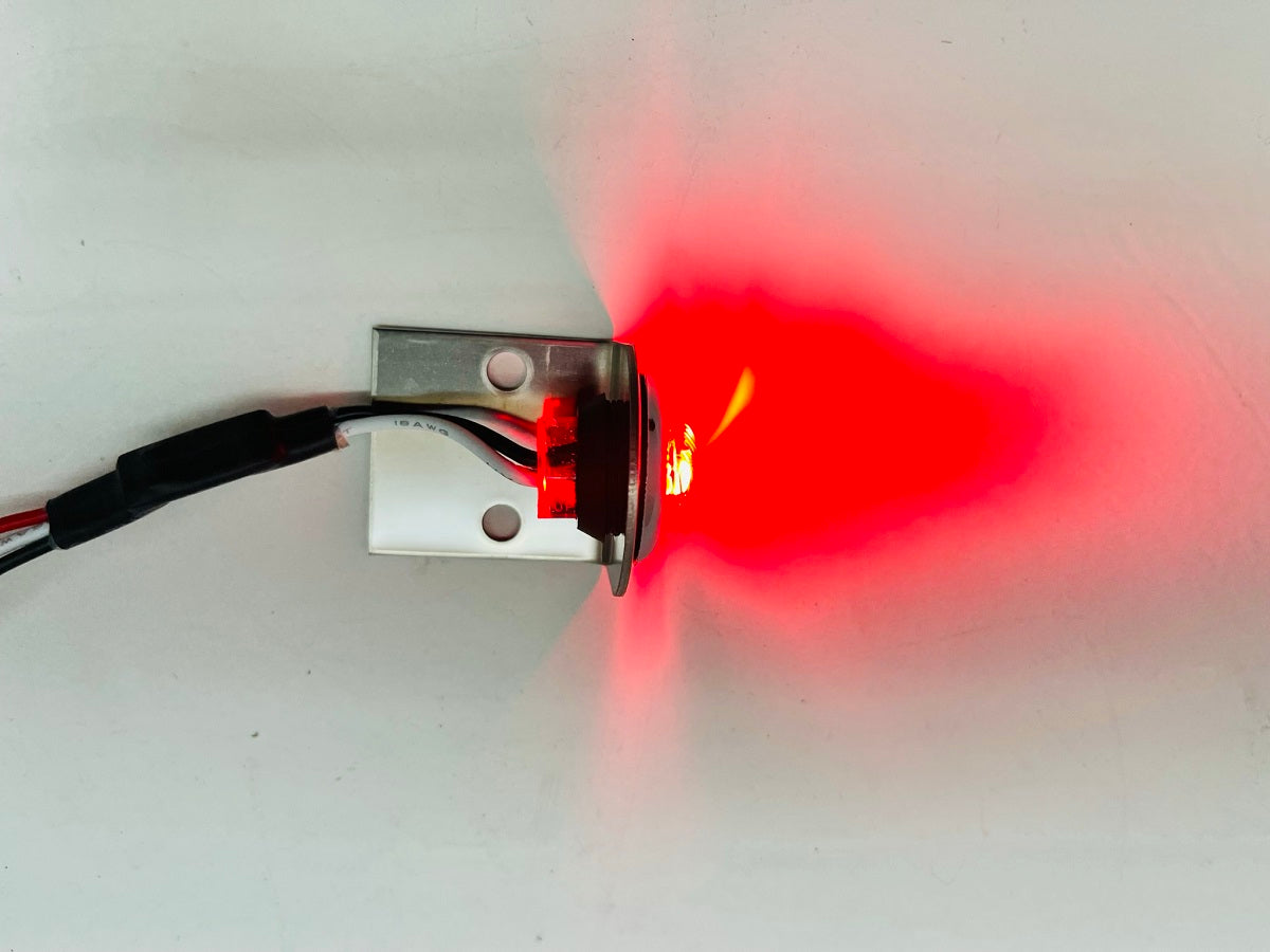 (1) 3/4" Red 3 LED Turn Signal W/Stainless Steel Right Angle Mounting Bracket