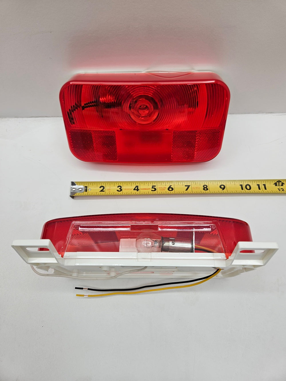 RV Camper Trailer Stop Turn Brake Tail Lights / License Light / White Base