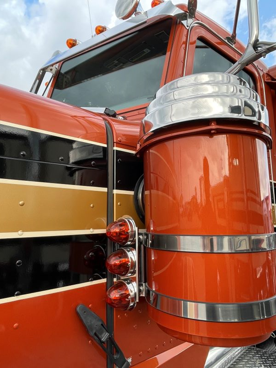 Peterbilt 388/389 15" 3 Radius Watermelon Air Cleaner Front Brackets ONLY (PAIR)