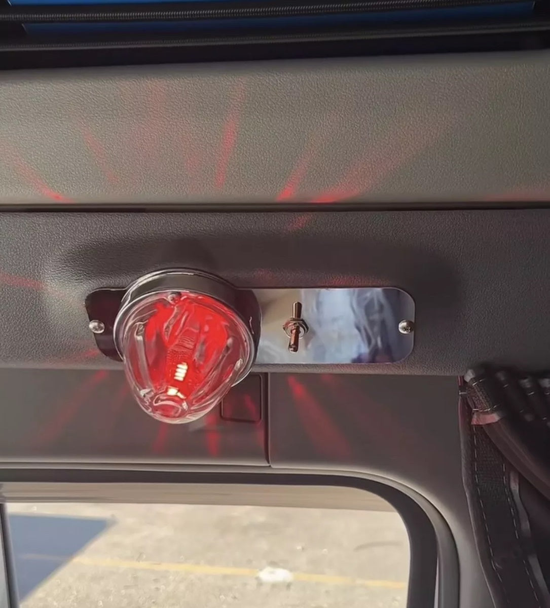 Peterbilt 579 / Fits Kenworth T680 Above Door Dome Light Watermelon (Bracket Only)