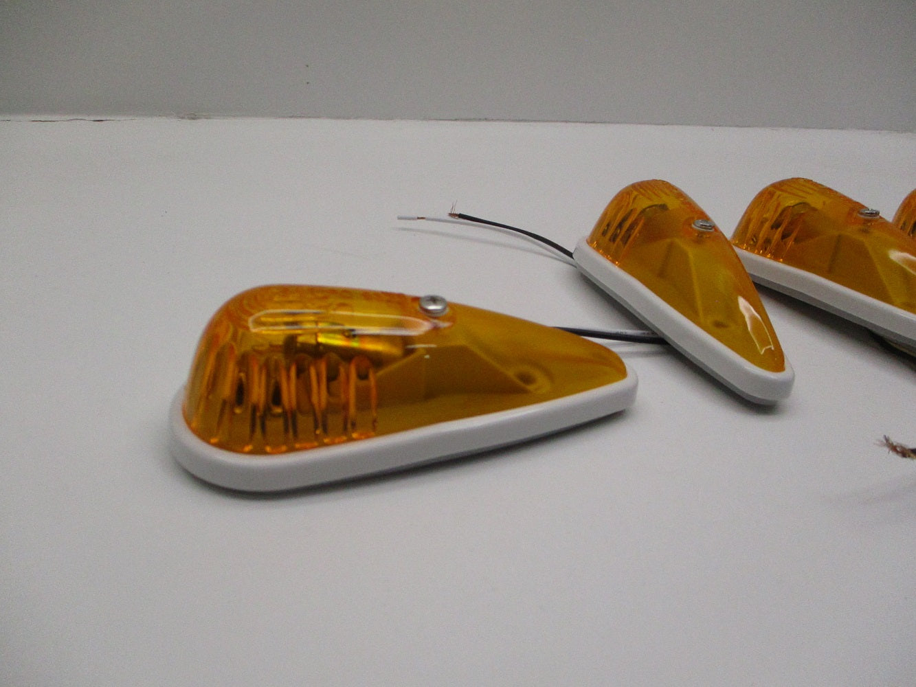 (5) Amber Incandescent Cab Roof RV Truck Camper Trailer Clearance Marker Lights