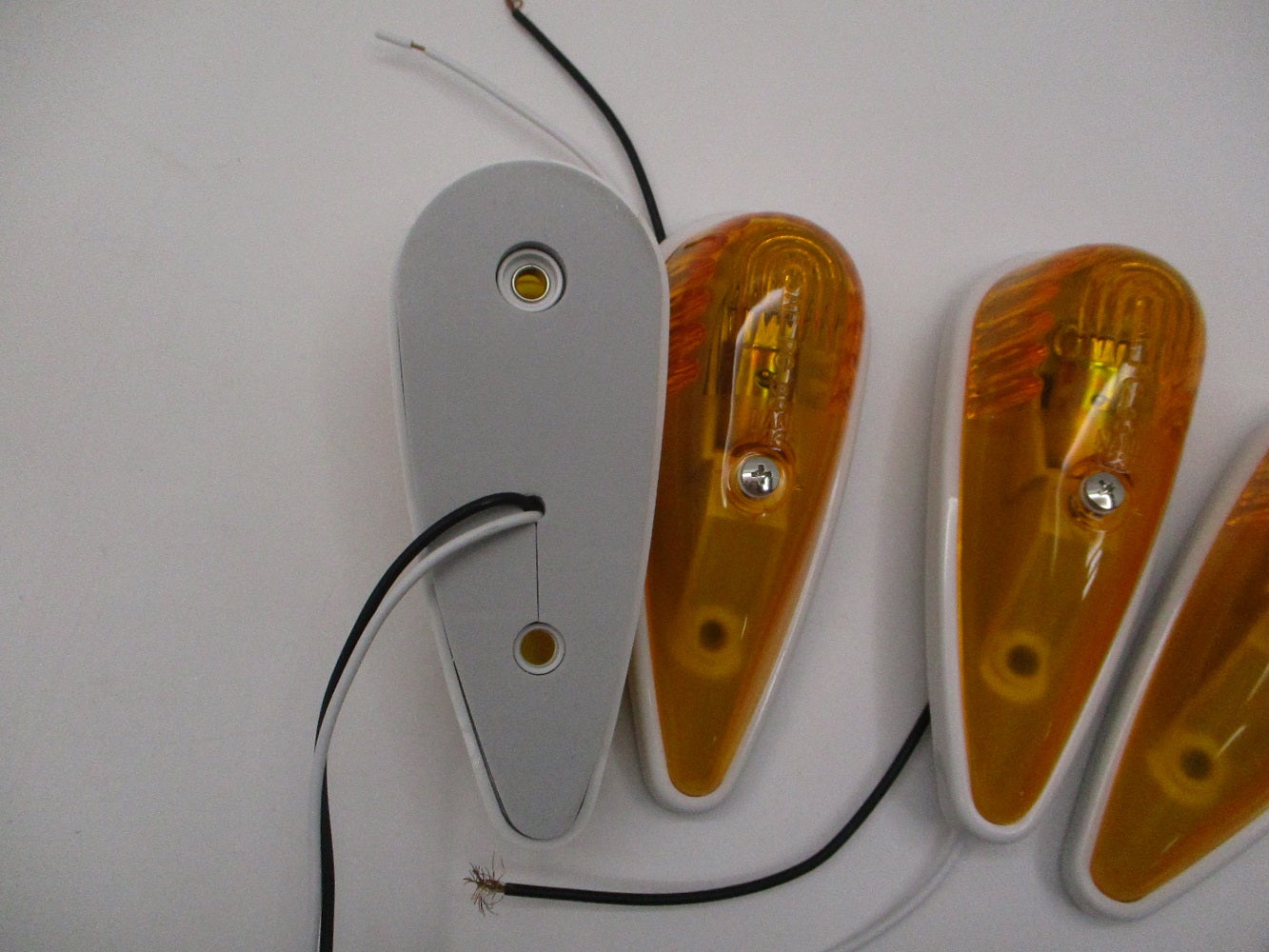 (5) Amber Incandescent Cab Roof RV Truck Camper Trailer Clearance Marker Lights