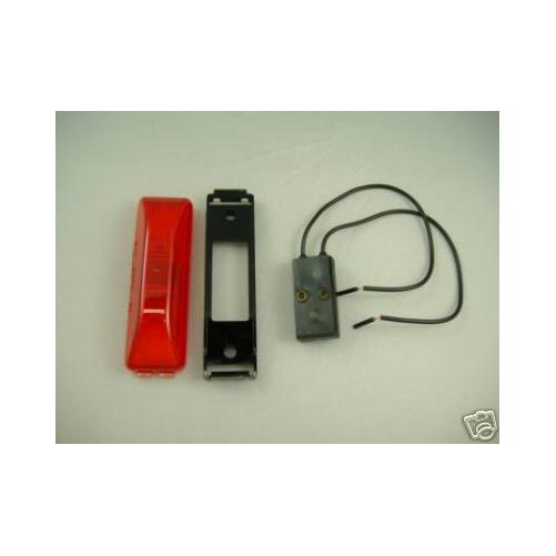 All Star Red 12-LED Fish-Shaped Sealed Side Marker Clearance Light For Truck/Trailer – 12V