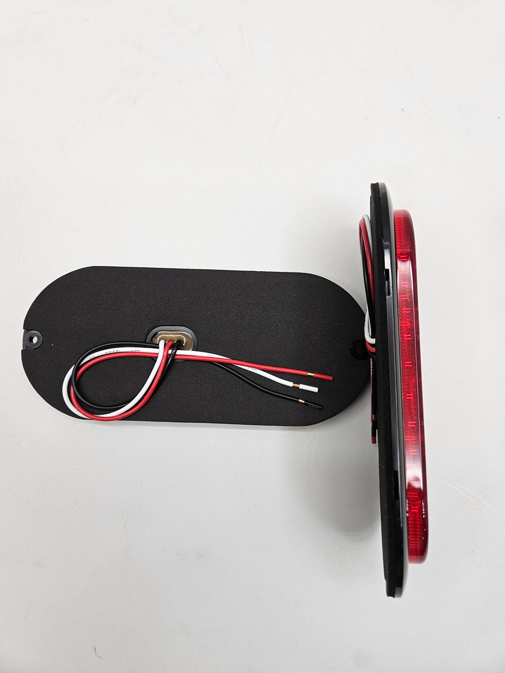 Oval Surface Mount LED Stop /Turn/ Tail Lights Low Profile Truck Trailer Camper