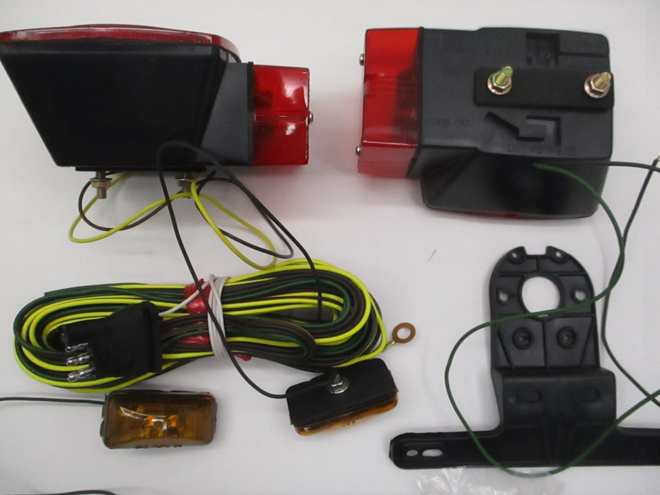 Submersible LED Over 80" Trailer Marker Stop Brake Turn Tail Light Kit / Wiring