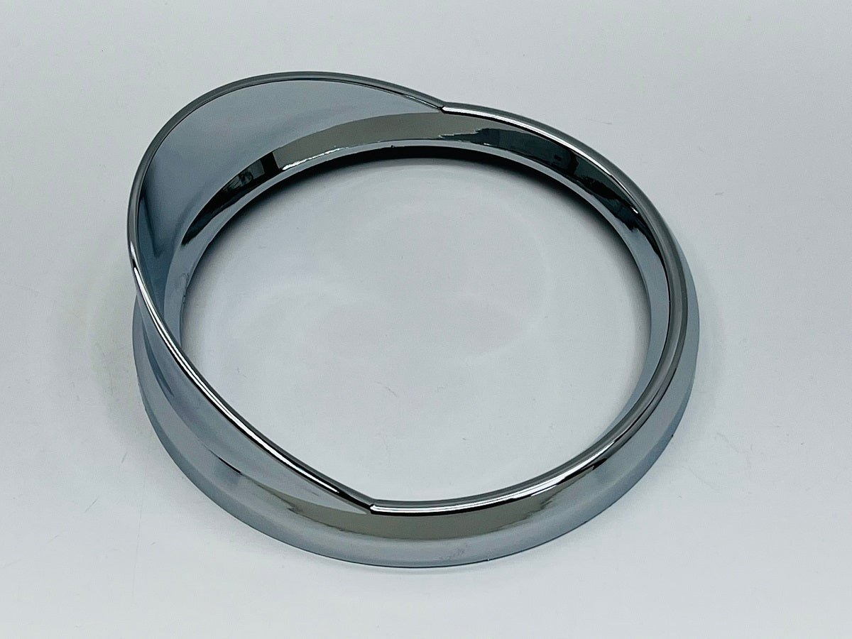 Speed/Tachometer Gauge Bezel with Visor For 1997-2010 Freightliner Century