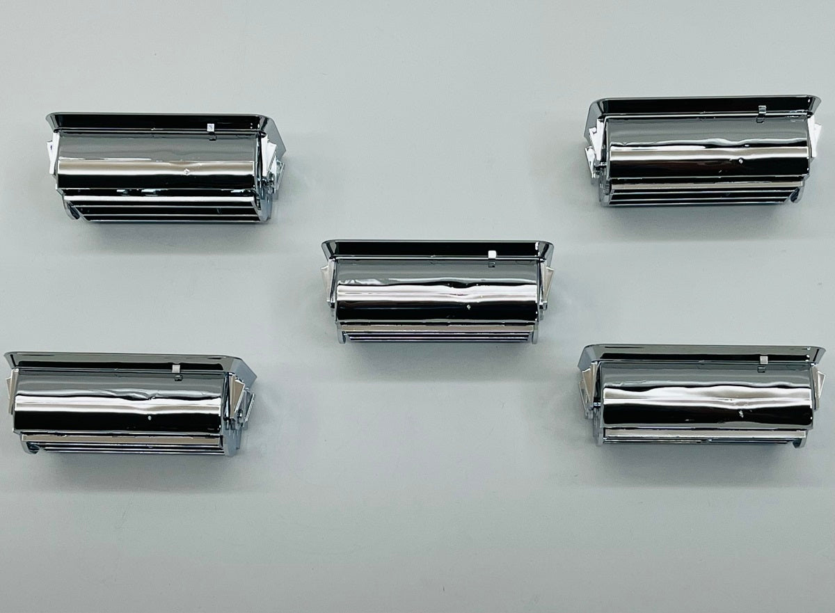 (5) Freightliner FLD Classic Heater A/C Vent / Chrome Plastic Dash Vent Grill