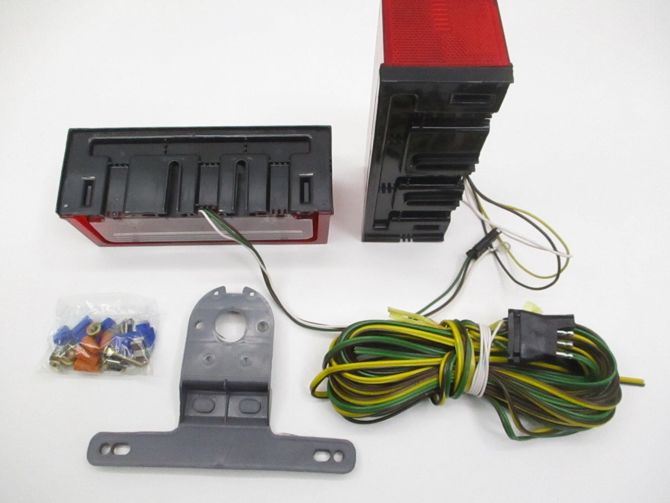 Submersible Incandescent Over 80" Trailer Marker Stop Brake Turn Tail Light Kit