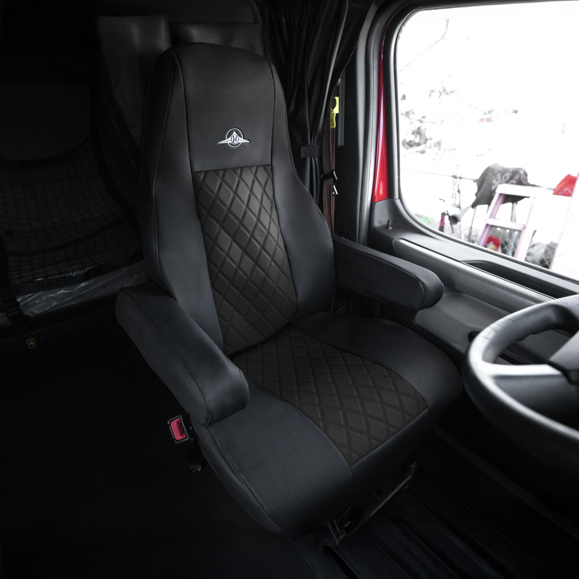 Freightliner Cascadia 2008-2026 Seat Cover – Premium Semi Truck Seat Protector – Fits Cascadia Models – Durable & Comfortable 