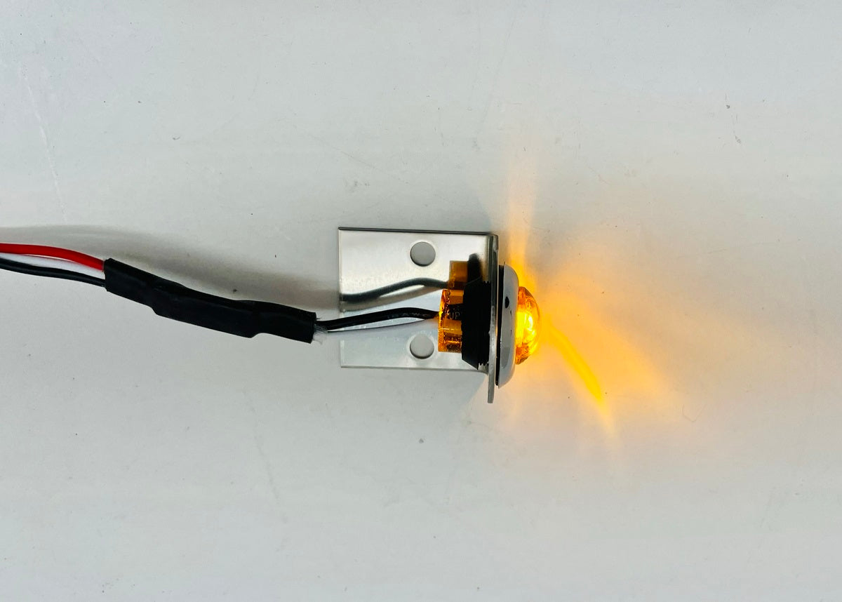 (1) 3/4" Amber 3 LED Turn Signal W/Stainless Steel Right Angle Mounting Bracket
