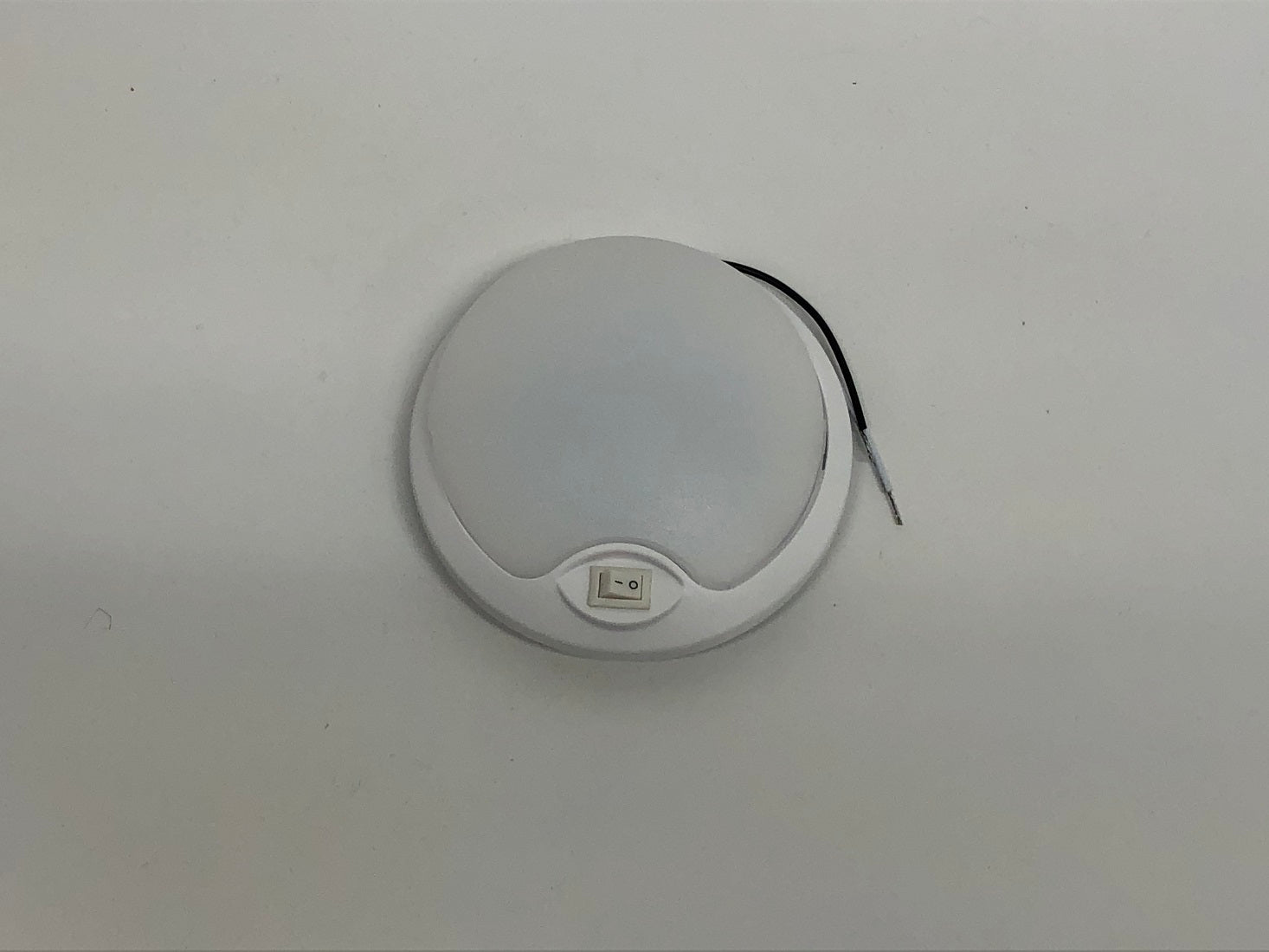 (1) White LED 4.5 inch Round Camper RV Trailer Utility Dome Light / Switch