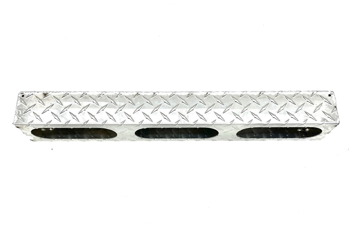 (1) Triple Hole 6" Oval Aluminum Treadplate Mounting Box Grommet Mount Lights