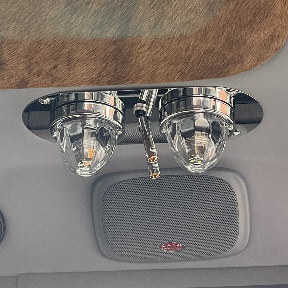 SS Peterbilt 359/379/389 / Fits Kenworth W900 Above Door Dome Light Bracket Only