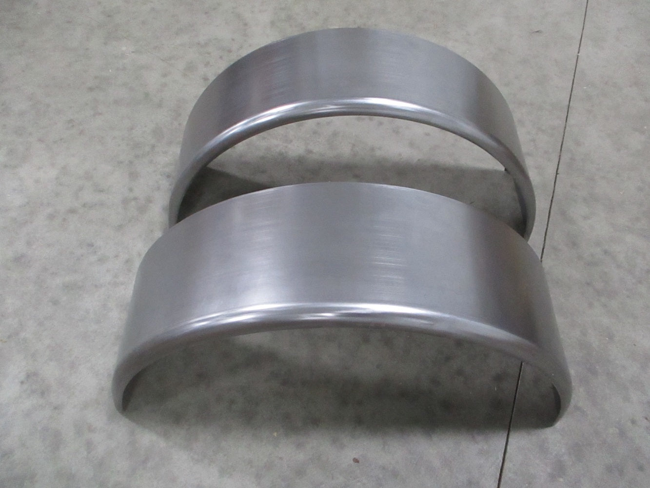 Set of (2) Round Smooth 16 Gauge Steel Cargo Trailer Fenders  32"L  15"H  9"W