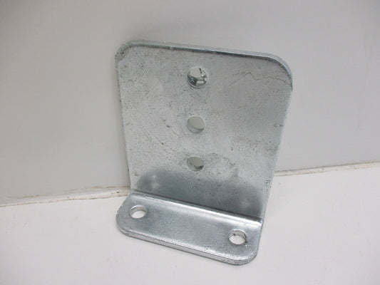 (1) Vertical Pontoon Boat Trailer Bunk Bolster L Bracket  / 5" by 6" Galvanized