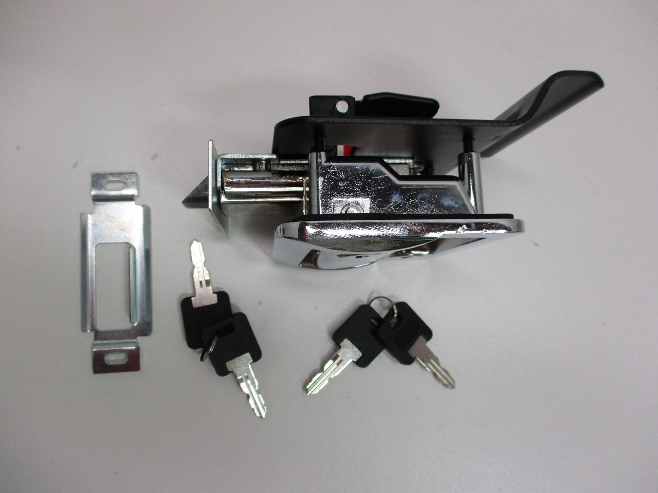New But Blemished Chrome RV Camper Trailer Entry Door Handle Latch Keyed Lock